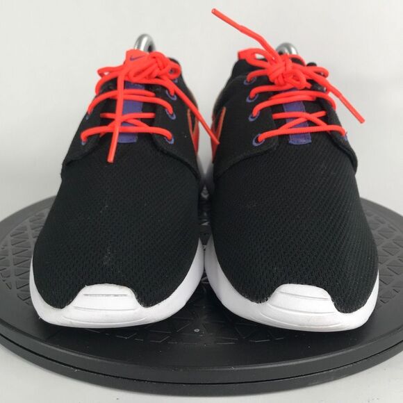 Nike Roshe One Black Athletic Running Shoes 599728-029 Women’s Size 8.5 (7Y) - Picture 2 of 12